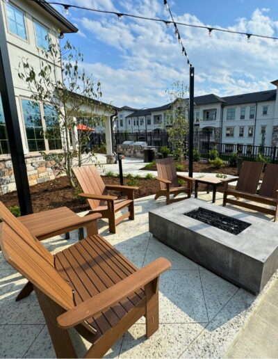Modern Outdoor Amenity Space